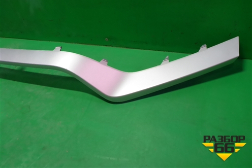 Накладка переднего бампера центральная (Cross) для VAZ XRAY с 2016г