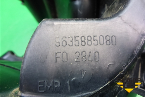 Коллектор впускной (1.6л NFU10FX6PPSA) (9635885080) для Peugeot 307 с 2001-2007г