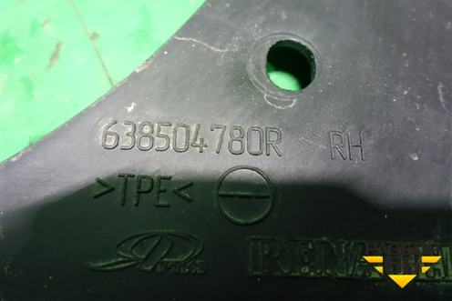 Брызговик передний правый (638504780R) для Renault Duster I с 2010-2021г