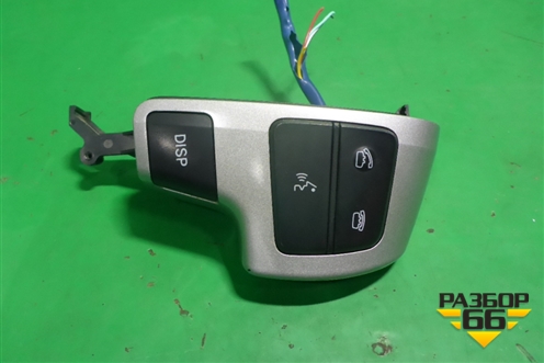 Модуль кнопок (на рулевое колесо правый) (8425060300) для Toyota Land Cruiser (200) с 2008г