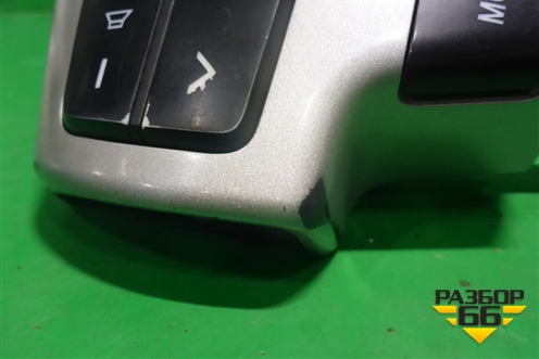 Модуль кнопок (на рулевое колесо левый) (8425060300) для Toyota Land Cruiser (200) с 2008г