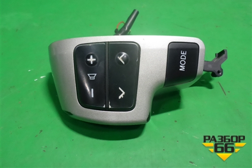 Модуль кнопок (на рулевое колесо левый) (8425060300) для Toyota Land Cruiser (200) с 2008г