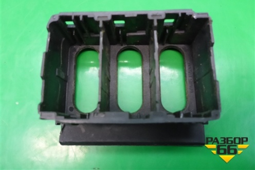 Рамка под кнопки для Nissan Primera (P12E) с 2001-2008г
