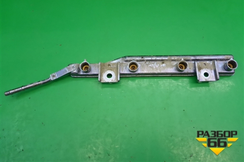 Рейка топливная рампа (1.6л QG16) для Nissan Primera (P12E) с 2001-2008г