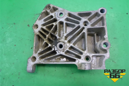 Кронштейн генератора (1.6л QG16) (11910BM700) для Nissan Primera (P12E) с 2001-2008г