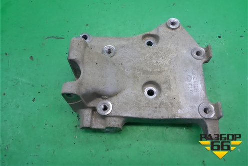 Кронштейн генератора (1.6л QG16) (11910BM700) для Nissan Primera (P12E) с 2001-2008г