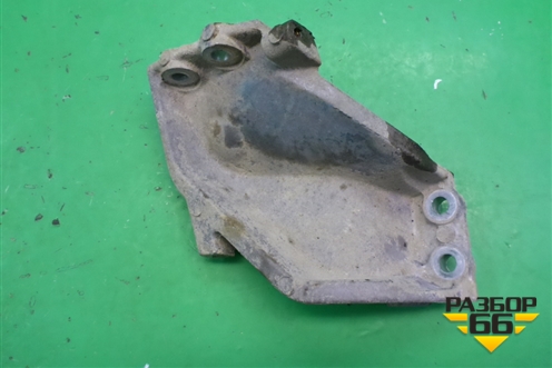 Кронштейн впускного коллектора (1.6л QG16) для Nissan Primera (P12E) с 2001-2008г