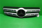 Решетка радиатора (A1668880460) для Mercedes Benz GL-Klass X166 с 2012г