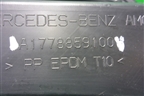 Решетка в передний бампер центральная (A1778859100) для Mercedes Benz A200/220 W177 с 2018г