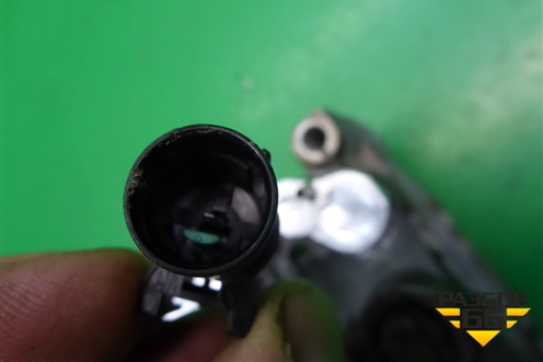 Компрессор кондиционера (1.3л 4G13) (MN185570) для Mitsubishi Lancer-9  с 2003-2008г