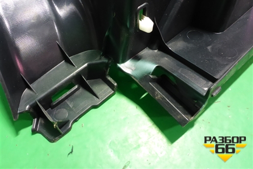 Обшивка багажника правая (нижняя) (6473042091) для Toyota Rav-4 с 2012-2019г