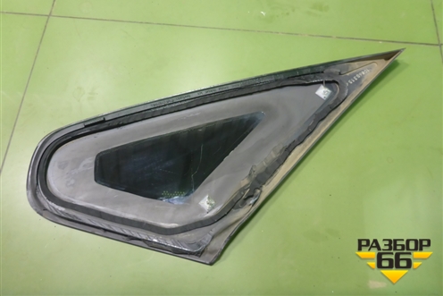 Стекло глухое левое (седан) (8650440) для Volvo S40 с 2004-2012г