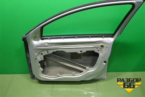 Дверь передняя правая для Volvo S40 с 2004-2012г