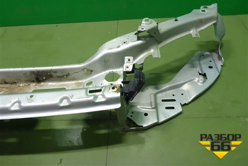 Панель передняя для Volvo S40 с 2004-2012г
