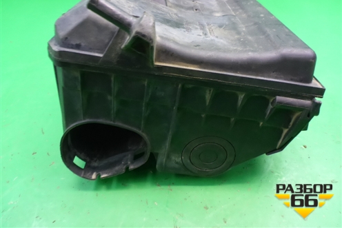 Корпус воздушного фильтра (2.4л B5244S) (30677532) для Volvo S40 с 2004-2012г