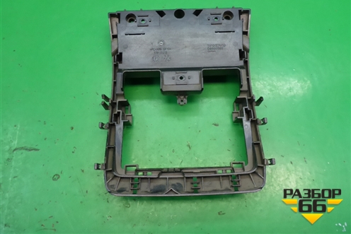 Кронштейн (08650585) для Volvo S40 с 2004-2012г