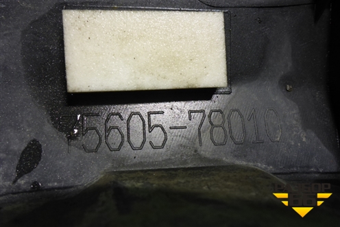 Накладка заднего крыла правого (7560578010) для Lexus NX 200 с 2014-2021г