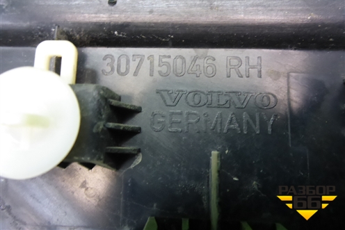 Накладка двери задней правой (уголок) (30715046) для Volvo S40 с 2004-2012г