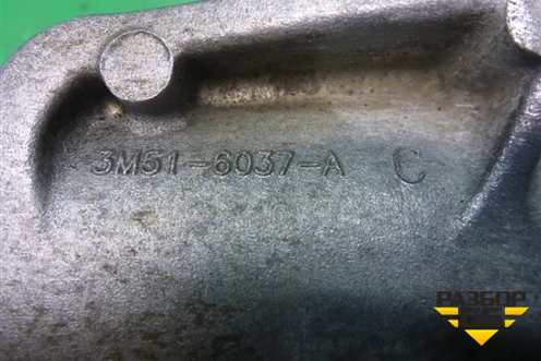 Кронштейн двигателя правый (2.4л B5244S) (3M516037AC) для Volvo S40 с 2004-2012г