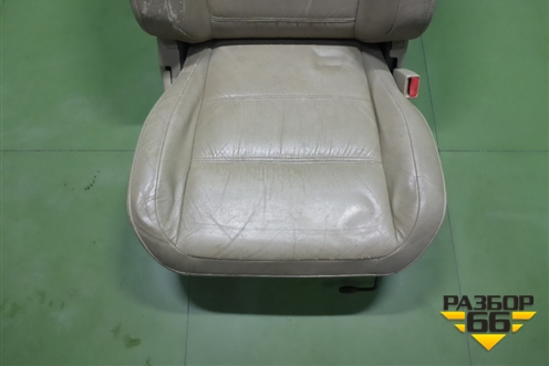 Сиденье переднее правое с AIR BAG (кожа) для Nissan X-Trail (Т30) с 2000-2007г