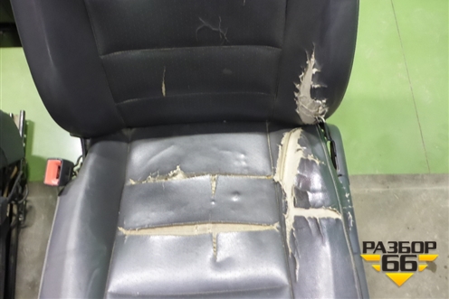 Сиденья комплект (с AIR BAG подогрев) для Volkswagen Touareg c 2002-2010г