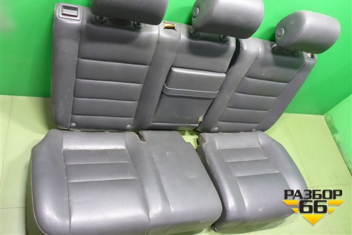 Сиденья комплект (с AIR BAG подогрев) для Volkswagen Touareg c 2002-2010г