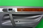 Обшивка двери задней правой под электрику (7L6867212) для Volkswagen Touareg c 2002-2010г