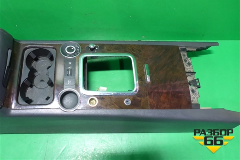 Подлокотник (7L6863243K) для Volkswagen Touareg c 2002-2010г