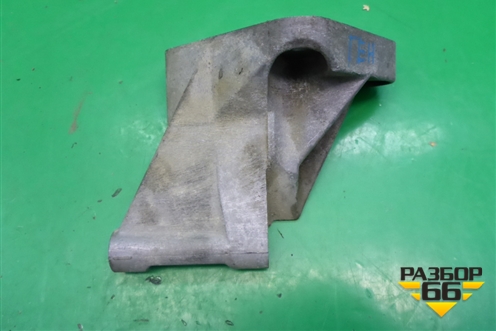 Кронштейн генератора (2.2л YD22) для Nissan X-Trail (Т30) с 2000-2007г
