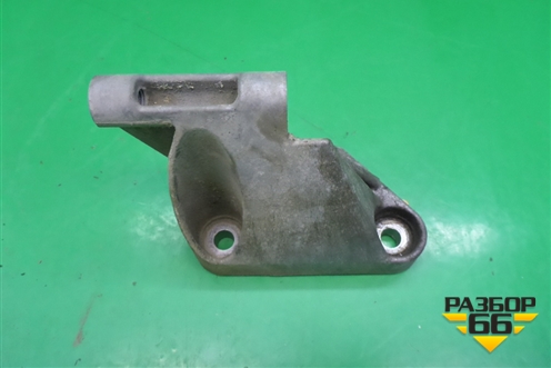 Кронштейн генератора (2.2л YD22) для Nissan X-Trail (Т30) с 2000-2007г