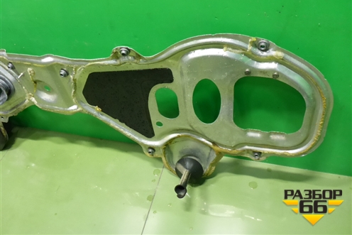 Щит моторный (7L6863911) для Volkswagen Touareg c 2002-2010г