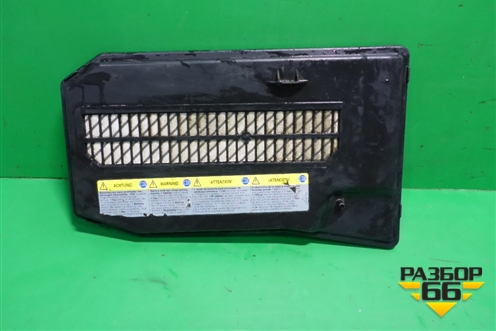 Крышка аккумулятора (под сиденьем) (7L0864643B) для Volkswagen Touareg c 2002-2010г