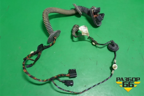 Проводка двери задней правой (7L6971694D) для Volkswagen Touareg c 2002-2010г