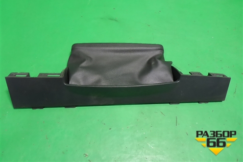 Накладка внутренняя (над рулевым кожухом) (7L6419798B) для Volkswagen Touareg c 2002-2010г