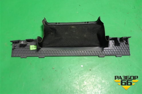 Накладка внутренняя (над рулевым кожухом) (7L6419798B) для Volkswagen Touareg c 2002-2010г