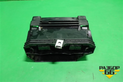 Кронштейн (блока управления акпп) (7L0927131D) для Volkswagen Touareg c 2002-2010г