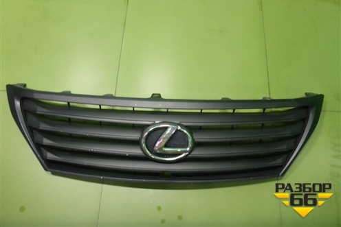 Решетка радиатора (до 2012г под камеру) (5310160521) для Lexus LX-570 с 2007-2015г