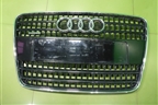 Решетка радиатора (до 2010г) (4L0853651) для Audi Q7 c 2005-2015г
