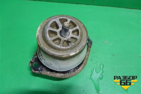Опора двигателя (7L6199131A) для Volkswagen Touareg c 2002-2010г