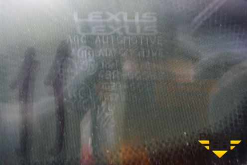 Стекло глухое левое (заднее) (6272048280) для Lexus RX 300 c 2009-2015г