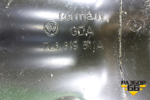 Короб водоотводящий (левый) (7L6819511A) для Volkswagen Touareg c 2002-2010г