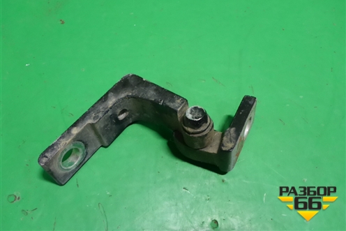 Петля двери передней правой верхняя (7L0831402A) для Volkswagen Touareg c 2002-2010г