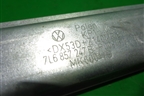 Кронштейн (пластина контрящая под торпедо) (7L6857247B) для Volkswagen Touareg c 2002-2010г