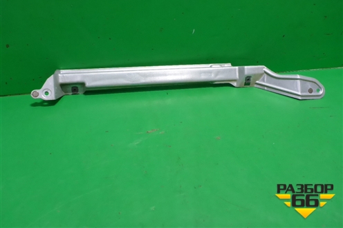 Кронштейн (пластина контрящая под торпедо) (7L6857247B) для Volkswagen Touareg c 2002-2010г