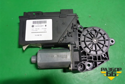 Моторчик стеклоподъёмника задний правый (7L0959704A) для Volkswagen Touareg c 2002-2010г