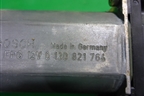 Моторчик стеклоподъёмника задний правый (7L0959704A) для Volkswagen Touareg c 2002-2010г