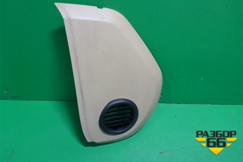 Накладка на торпедо (боковая правая) (7L6857176) для Volkswagen Touareg c 2002-2010г