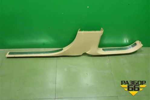 Накладка порога внутренняя правая (7L0853370) для Volkswagen Touareg c 2002-2010г