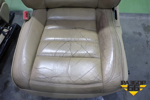 Сиденья комплект (AIR BAG подогрев) для Volkswagen Touareg c 2002-2010г
