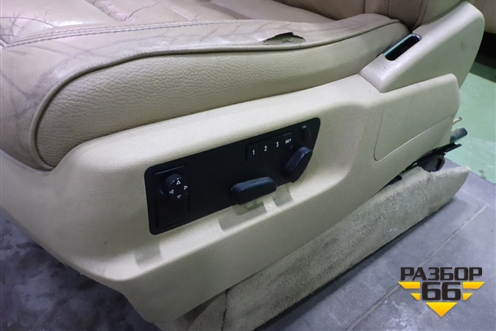 Сиденья комплект (AIR BAG подогрев) для Volkswagen Touareg c 2002-2010г